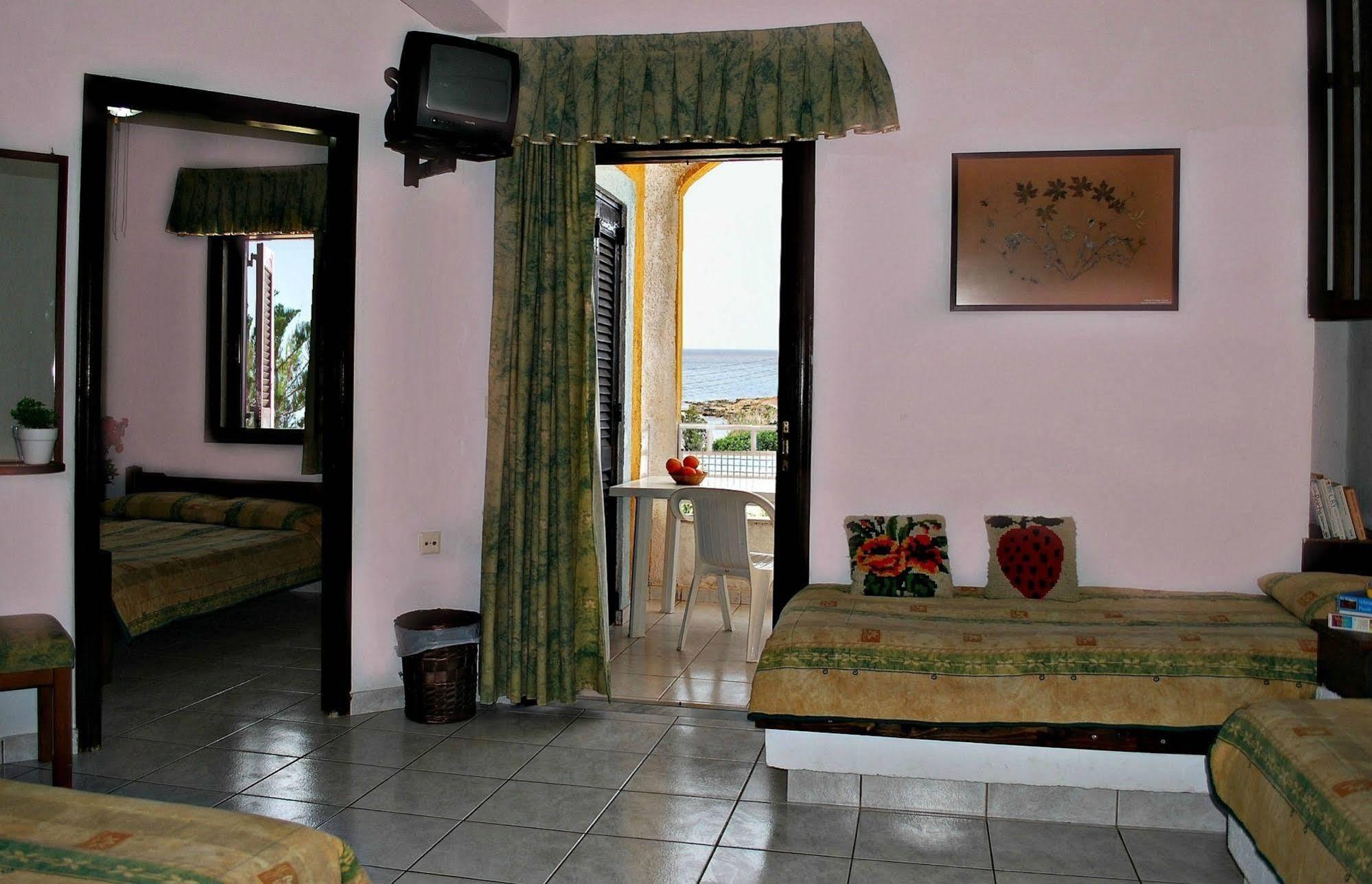 Iliostasi Beach Apartments Limenas Chersonisou Exterior foto