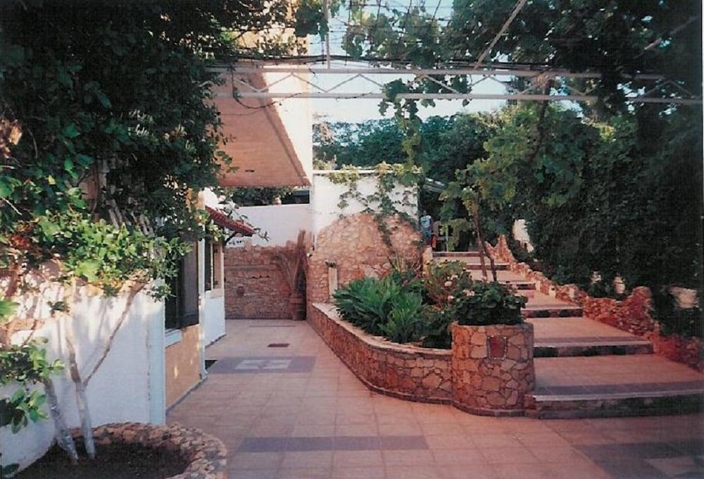 Iliostasi Beach Apartments Limenas Chersonisou Exterior foto